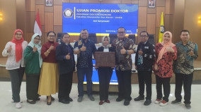 Ani Setyowati Jadi Doktor Baru di USM