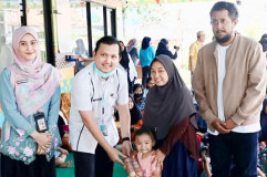 Puluhan Balita Warga CPB Dapat Paket Telur Bergizi Gratis, Dekot Alhamdulillah Balita Tersenyum Bahagia