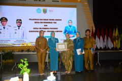 Wakil Bupati Mesuji Hadiri Pelantikan dan Sertijab TP-PKK Kabupaten/Kota