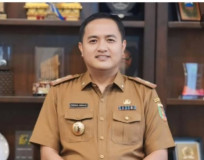 Terbebani Hutang Sekolah, Thomas Beri Atensi Masalah 3 Staf SMKN 1 Terbanggibesar