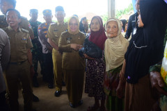 Bupati Elfianah Buka Pasar Murah HBKN Dibulan Ramadhan 1446.H