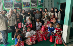 UKM Promise USM Gelar Bakti Sosial ke Panti Asuhan Noor Hidayah