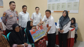 BLT Tahap Satu Kampung Tritunggal Jaya Tulangbawang Disalurkan