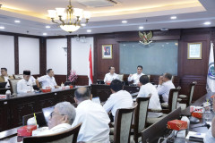 Kopdes Merah Putih Solusi Tingkatkan Ekonomi Desa, Wamendes Ariza: Jangan Matikan Usaha yang Ada