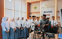 Bekali Siswa Public Speaking,  MAN 2 Kota Semarang Gelar Pelatihan Podcast