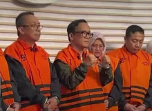 KPK Pamerkan Ebenezer Pakai Rompi Oranye Tangan Diborgol Bersama 11 Tersangka KPK