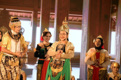 Pagelaran Wayang Orang on The Street di Kota Lama Semarang Meriah, Wali Kota Ikut Tampil