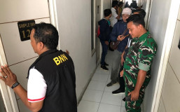 BNNK Kendal Razia Kos-Kosan saat Gelar Operasi Terpadu di Desa Kutoharjo