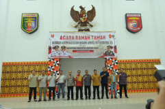 Malam Ramah Tamah Forkopimda dan Sekda Lambar Bersama Komandan Korem 043 Gatam