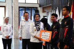 Pemprov Lampung Berikan Bonus untuk Peraih Emas PON Beladiri 2025