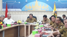 Rakor Pengendalian Inflasi, Pemerintah Pusat Minta Daerah Jaga Stabilitas Harga dan Pastikan Kelancaran Distribusi Barang