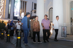 Rano Karno Kunjungi Kota Lama untuk Belajar dari Kota Semarang