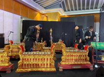 Brimob Polda Metro Jaya Lakukan Sterilisasi pada Perayaan Imlek 2577 Kongzili