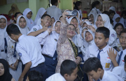 Wujudkan Semarang Cerdas, Agustina Tambah Jumlah Sekolah Swasta Gratis Jadi 133