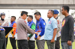 Kapolri: Wujudkan Stabilitas Nasional, Driver Ojol dan Buruh Harus Jaga Persatuan