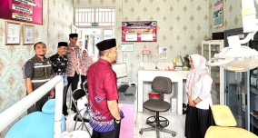 Sekdakab Budiman Jaya Tinjau Poskotis Lebaran dan Cek Kesiapan Petugas Kesehatan