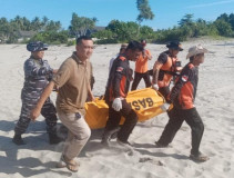 Libur Lebaran, Korban Tewas Tenggelam Jadi 4 di Pantai Lampung