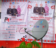 Disdikbud Lambar Diduga Bisnis Benner Bergambar Bupati Parosil