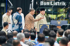Borong Bus Listrik, Prabowo Puji Langkah Ahmad Luthfi Ikut Dorong Transisi Energi Bersih