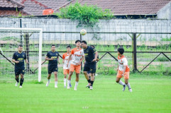Persiapan Popda Jateng, Tim Sepak Bola Rembang Uji Coba Lawan Buncit FC