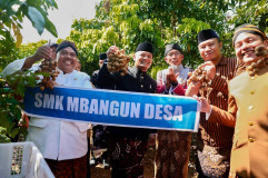 Hardiknas di Jateng, Gubernur Dorong Sekolah Tani Perkuat Ketahanan Pangan