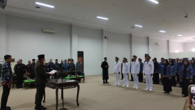 Iwan Mursalin Tegaskan Reformasi Birokrasi Saat Lantik 44 Pejabat Tubaba