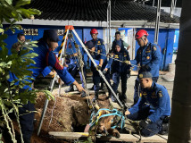 Sapi Kurban 487 Kg Tercebur ke Galian, Damkar Bandarlampung Turun Tangan