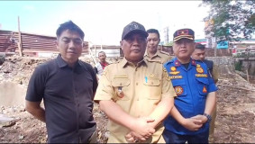 Tim Satgas Bandarlampung Tinjau Pelebaran Sungai Way Balau yang Sempat Terhenti