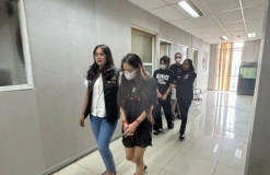 Ditangkap di Bandara Soeta.