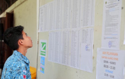 Sistem Transparan, 228 Ribu Calon Murid Sukses Tembus SMA/SMK Negeri di Jawa Tengah