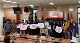 Tim FH Unika Soegijapranata Raih Podium Teratas Lomba Karya Tulis Ilmiah Nasional di USM