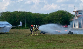 Damkar Kota Bandarlampung Ikut Bagian Gelar Airport Emergency Exercise dan Airport Contingency Exercise 2026 Di Bandar Udara Radin Inten