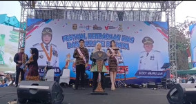 Wali Kota Bandarlampung Resmi Buka Festival Kendaraan Hias dan Pawai Budaya Begawi Bandar Lampung 2026