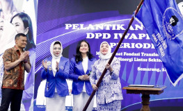 Kukuhkan DPD Iwapi Jateng, Gubernur Minta Pengusaha Perempuan Dampingi UMKM