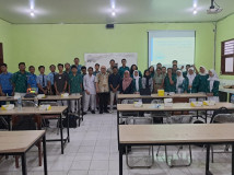 Siapkan Generasi Digital, Tim PkM USM Ajak Siswa SMAN 4 Semarang Racik Program IoT