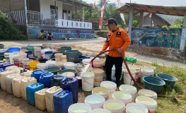 BPBD Bandarlampung Salurkan Air Bersih untuk 761 Jiwa dan Bersihkan Drainase Tersumbat
