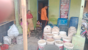 BPBD Bandarlampung Salurkan Air Bersih untuk Warga Terdampak Kekeringan