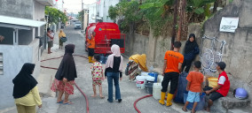 Wali Kota Eva Dwiana Intruksikam BPBD Bandarlampung Distribusikan Air Bersih ke Warga Terdampak Kekeringan