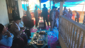 Kakon Sinar Jawa hadiri Maulid Nabi, Kata Ustad: Ini Adalah Shalawat Yang Tertua