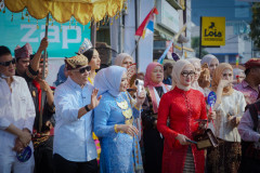 Puncak Festival Krakatau XXXV 2026, Gubernur Mirza Flag Off Lampung Tapis Karnaval