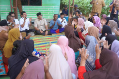 Gubernur Mirza Dorong Pendamping PKH Pastikan Keluarga Miskin Mendapat Perlindungan Sosial
