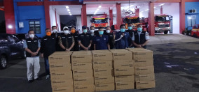   Satgas Pemkot Terima 50 Masker Dari Komisi IX DPR RI Partai NasDem, Rahmawati Herdian.