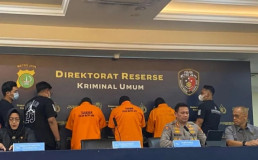 Mencari dalang kerusuhan
