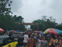 Saat Matahari Membakar, Harapan Orang Tua Tak Pernah Padam Menanti Pengumuman Calon TNI