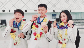 Pulang Bawa Medali Asian Games 2026, Atlet Takraw Jateng Disambut di Bandara A Yani