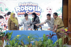 Bekali Guru PAUD dengan Robotik dan Coding, Nawal Yasin Ingatkan Pentingnya Batasan Etika Digital