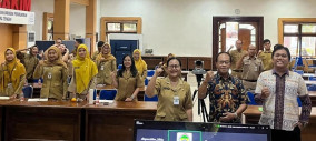 Perkuat Kompetensi Global ASN, USM LCC dan Disperakim Jateng Gelar Pelatihan TOEFL ITP