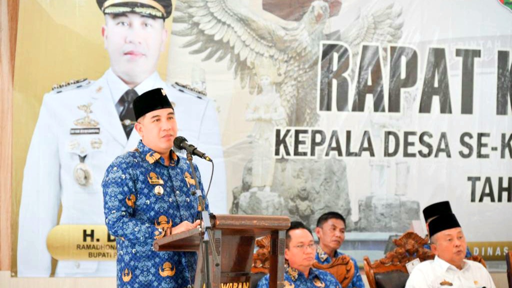Bupati Dendi Pesan agar Kades Ikut Tangkal Hal-Hal Keluar Koridor Agama