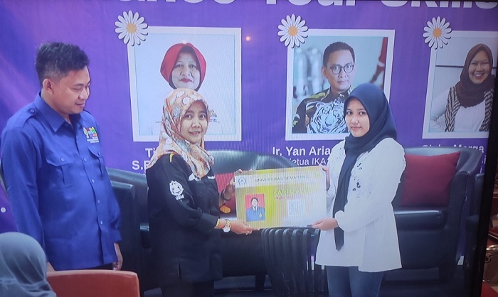 UCAC Gelar Pembekalan Wisuda ke-65 USM, Junaidi: Alumni Jangan Hanya Jadi Jobseeker