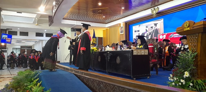 Wisuda ke-65 USM, Rektor Minta Wisudawan Harus Jadi Subjek Setiap Kemajuan